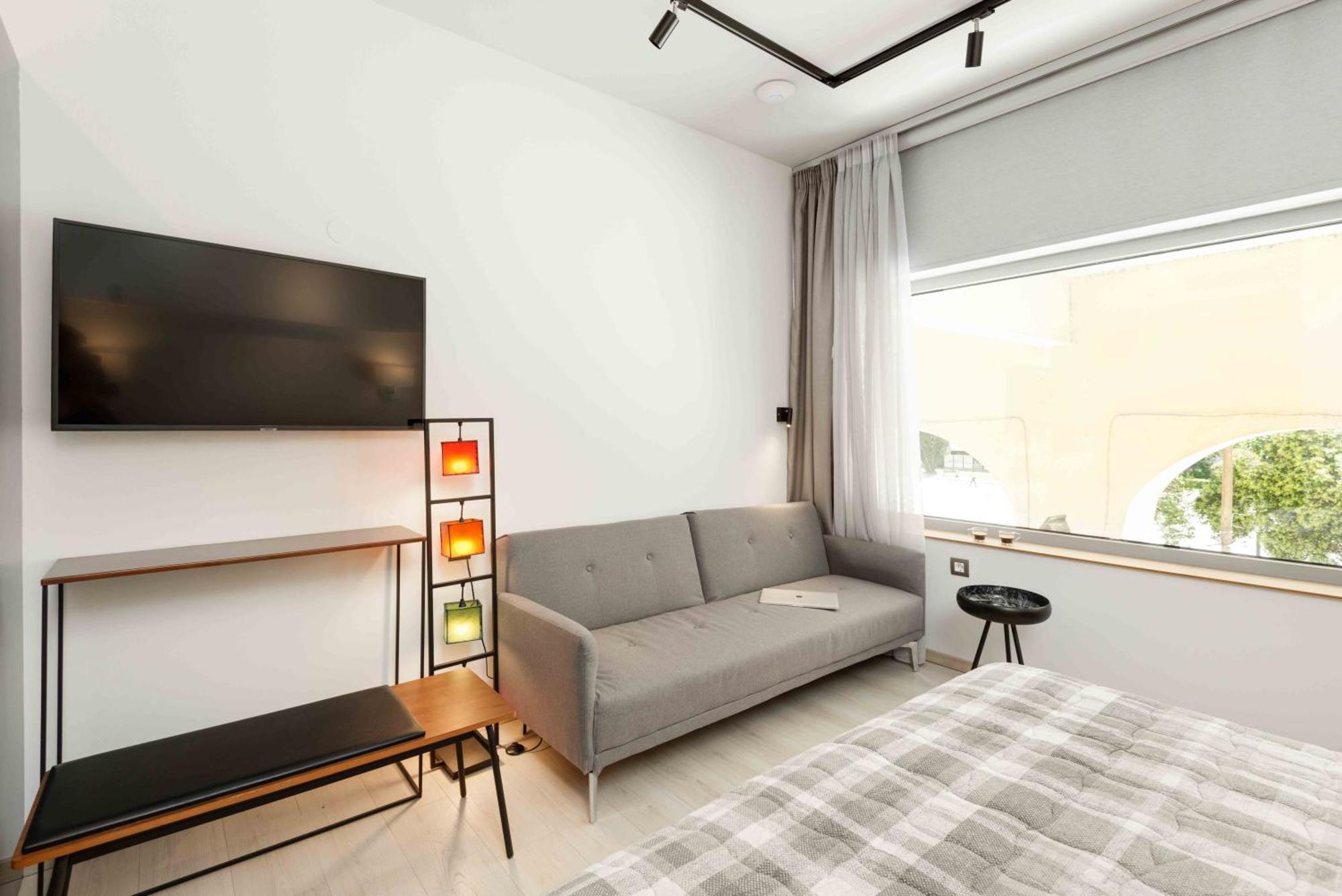 Square Elegant Suites Thessaloniki Exterior photo